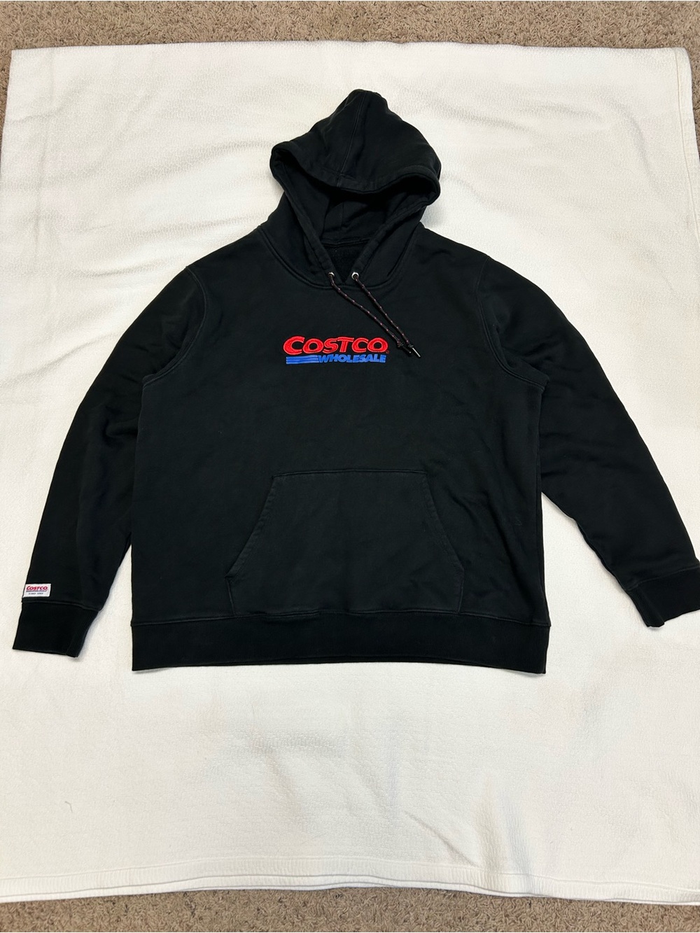 Costco Wholesale Black Embroidered Logo Pullover Hoodie 🛒
